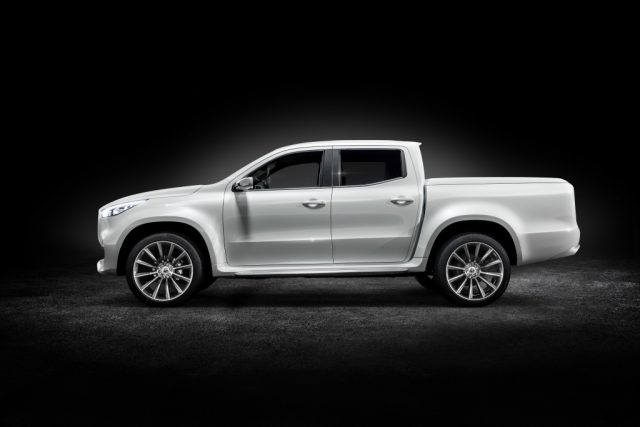 Mercedes-Benz Concept X-CLASS stylish explorer – Exterieur, Weißmetallic ; Mercedes-Benz Concept X-CLASS stylish explorer – Exterior, White metallic;