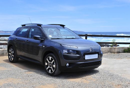 Citroën suma versión gasolinera del C4 Cactus con motor PureTech de 1.2 litros y 110HP