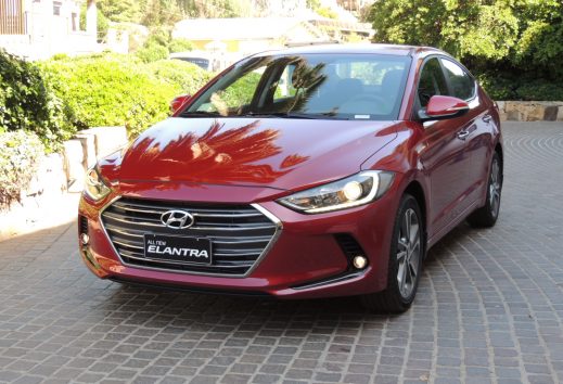 Hyundai estrena en Chile la sexta generación de su sedán mediano Elantra