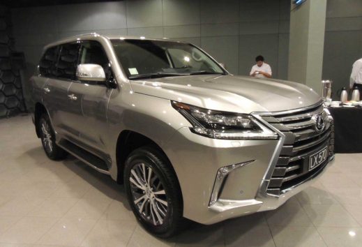 Lexus LX 570 2016: Mezcla perfecta entre capacidad todoterreno y lujo de alto nivel