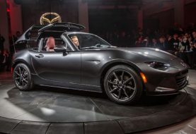 NYIAS 2016: Mazda presenta el MX-5 RF con techo rígido eléctrico y un nuevo color de pintura