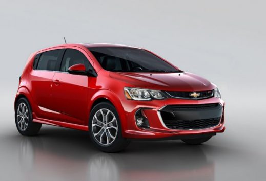 Revelan antes de tiempo a un retocado Chevrolet Sonic HB y Sedán