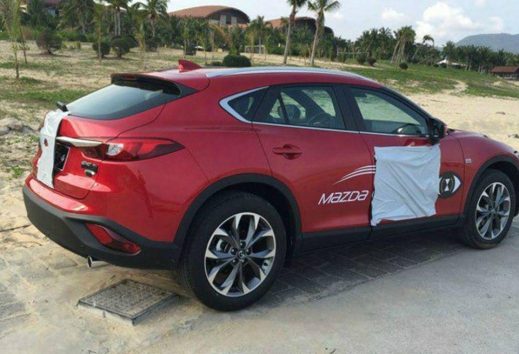 Se filtran fotos del nuevo Mazda CX-4 2017