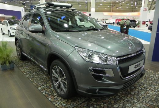 Peugeot suma nueva versión de su SUV 4008