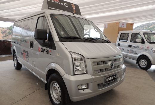 DFSK presentó en Chile su nueva gama de comerciales ligeros Serie C con motor de 1.5 litros y 114HP