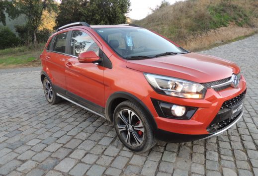 BAIC entra a la guerra de los crossover compactos con su interesante X25