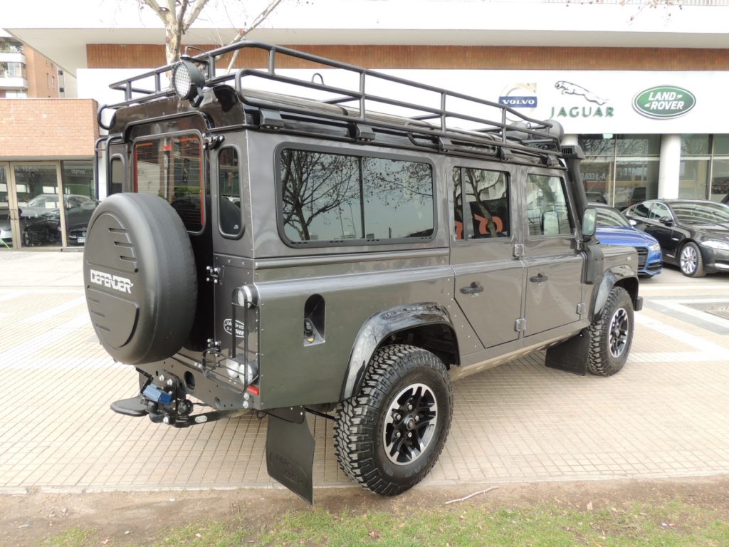 Land Rover Defender Adventure Edition, Autos con Historia, Chile