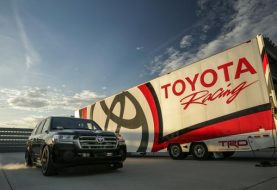 Toyota Land Cruiser de 2.000 CV anotó récord Guiness de velocidad con 370 km/h