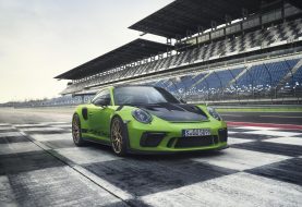 Porsche también tenía su carta guardada: 911 GT3 RS para los circuitos de carrera