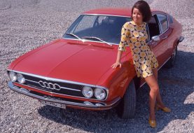 "De 0 a 100": La exposición de Audi Museum Mobile que celebra los 50 años del Audi 100