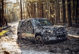 Land Rover trae de vuelta al nuevo Defender, pero de momento camuflado