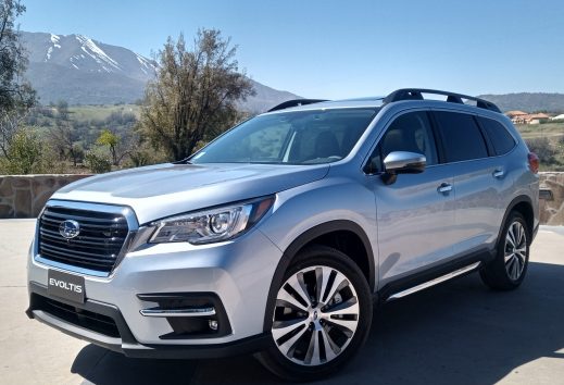 Subaru presenta en Chile su nuevo buque insignia Evoltis, un gran SUV para familias numerosas