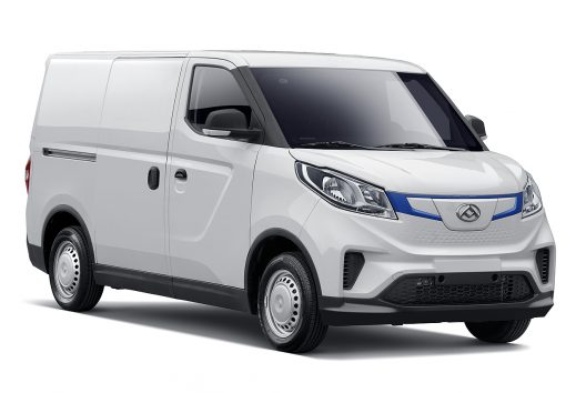 Maxus potencia su gama de furgones eléctricos en Chile con el nuevo EV30