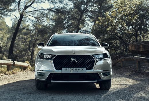 DS7 Crossback E-Tense en Chile: un exclusivo híbrido enchufable con 300 CV y 4x4