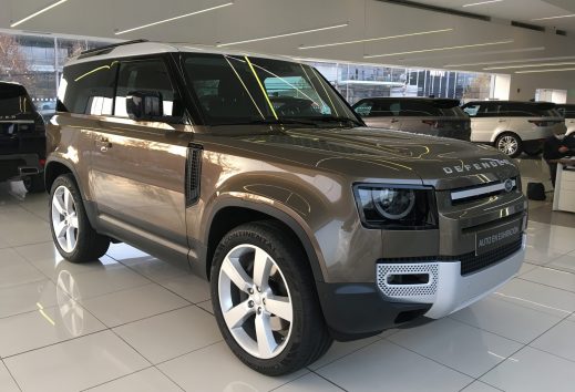 Land Rover presentó en Chile la esperada versión corta de su nuevo Defender