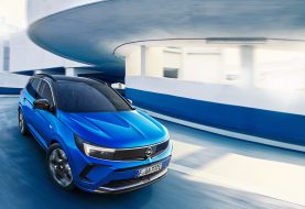 Más tecnología y alternativas híbridas para la puesta al día del Opel Grandland