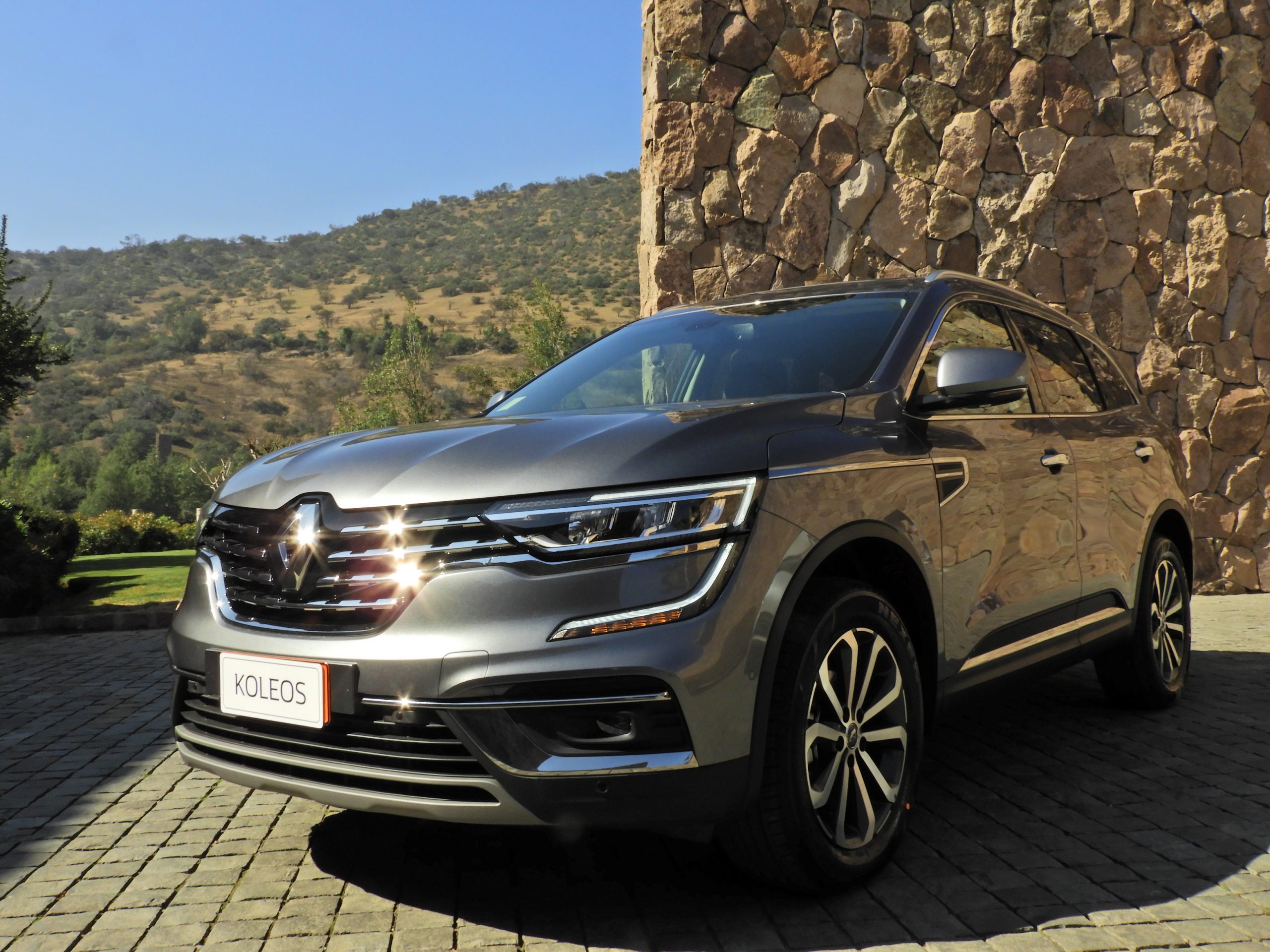 Renault Koleos estrenó sutil actualización en Chile Noticias Mundo