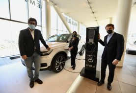 Volvo Cars instalará 100 cargadores públicos para autos eléctricos en Chile