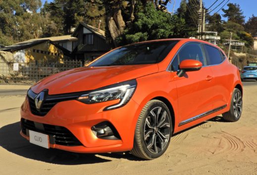 Por fin en Chile la quinta generación del Renault Clio en dos versiones: Zen e Intens