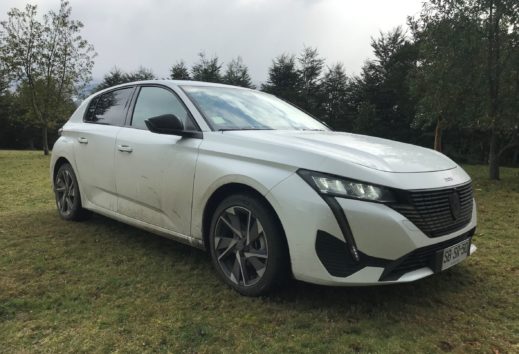 Nuevo Peugeot 308 2023: El iniciador de una nueva era en confort, diseño y tecnologia