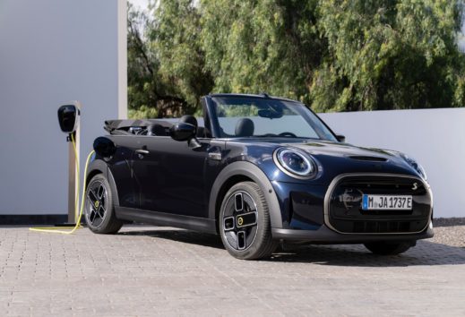 Nuevo MINI Cabrio Cooper SE: A cielo abierto, con cero emisiones y unidades limitadas