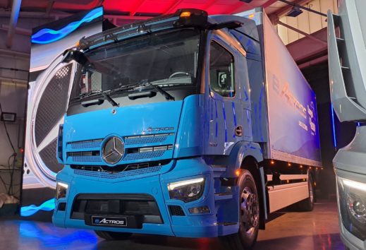 eActros: Ya está en Chile el primer camión íntegramente eléctrico de Mercedes-Benz