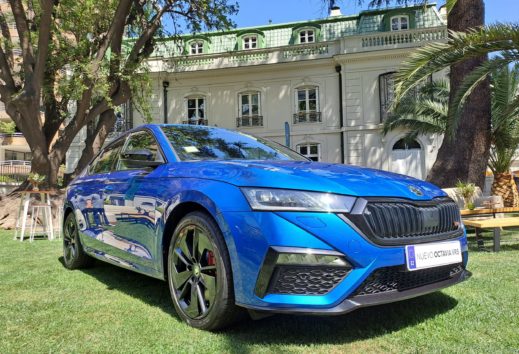 En Chile el Skoda Octavia VRS 2024: Tres letras mágicas que aumentan las pulsaciones