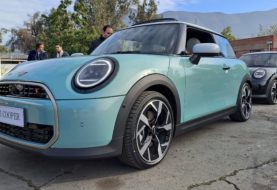 La quinta generación del MINI Cooper 3 puertas ya está en Chile