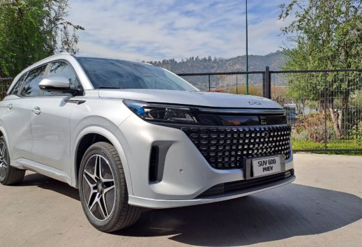 DFSK SUV 600 PHEV 2024: Apostando por el espacio, rendimiento y la sostenibilidad