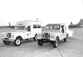 Land Rover Defender celebra sus 70 años de alianza con la Cruz Roja Británica