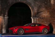 Estreno mundial del Aston Martin Vanquish en Venecia