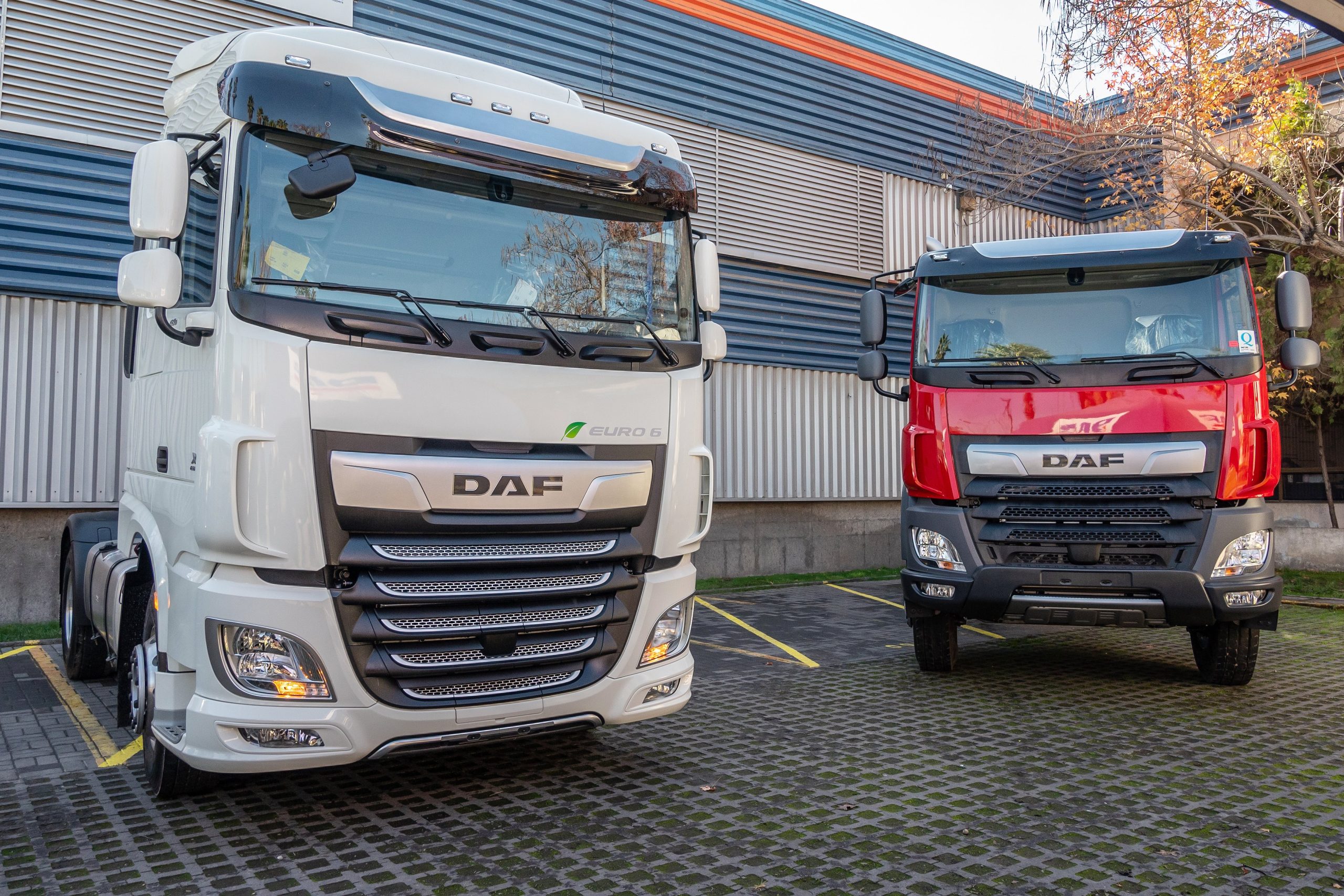 SKC invertirá USD $10 millones para consolidar a DAF como líder en camiones Euro 6 en Chile 31 Camiones DAF scaled