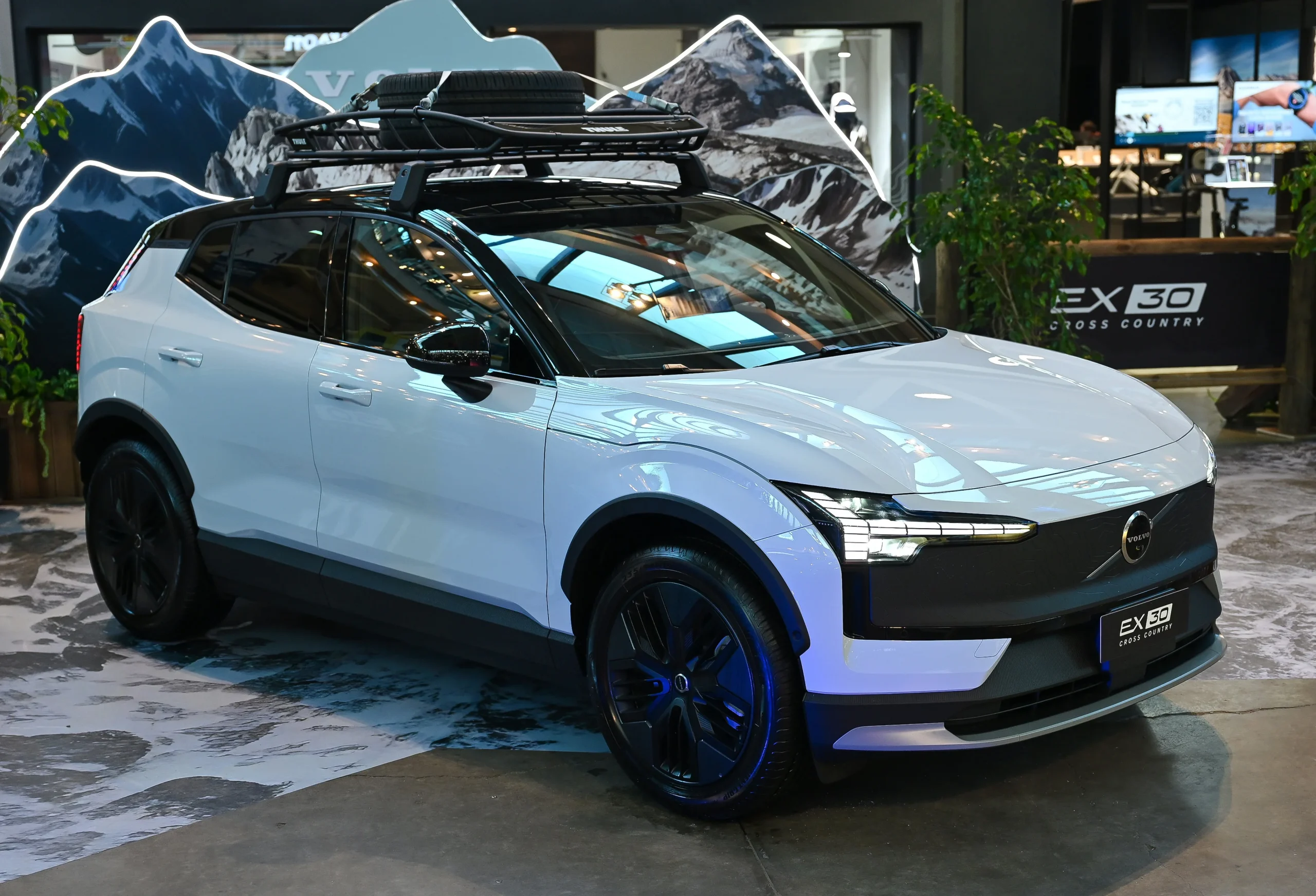 Volvo EX30 Cross Country: el SUV eléctrico más vendido estrena su versión aventurera 31 Volvo EX30 Cross Country 191 1 scaled