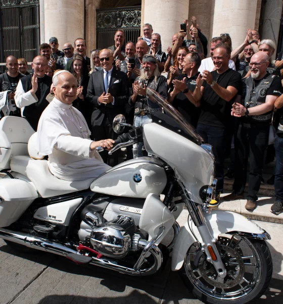 P90616736 highRes a bmw r 18 transcont