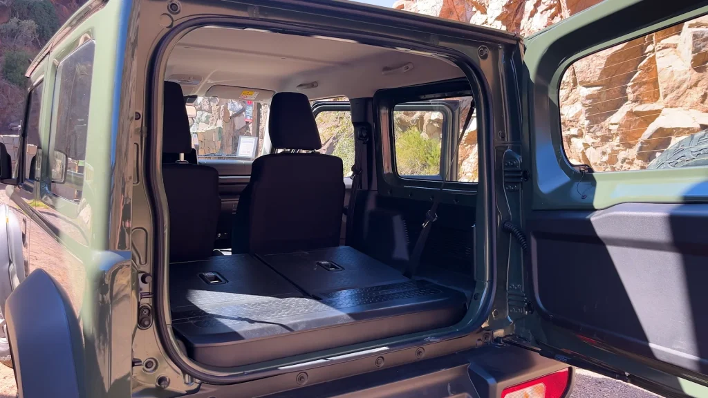 review suzuki jimny.00 03 24 19.imagen fija012
