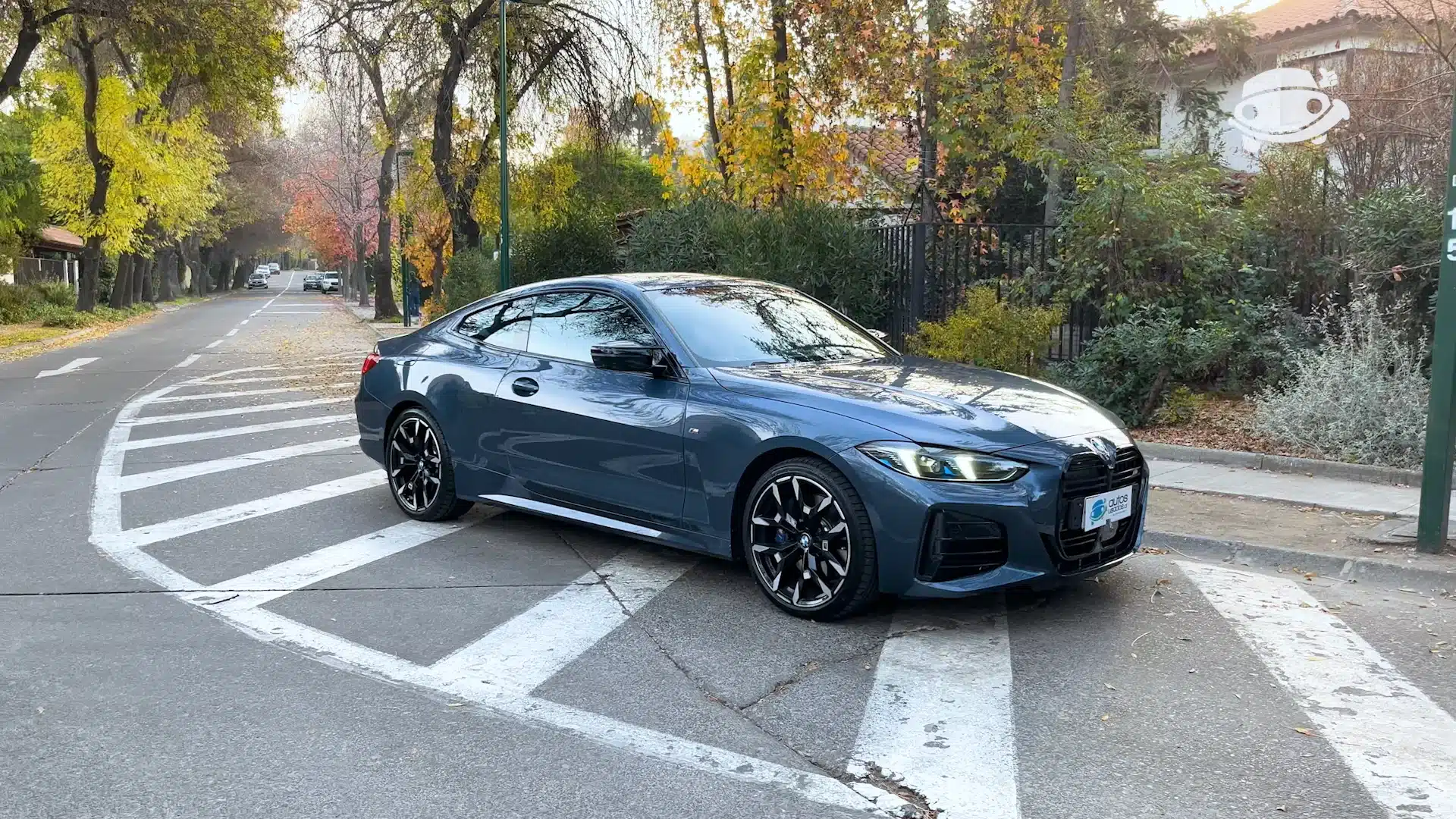 bmw m440i.00 00 08 24.imagen fija003