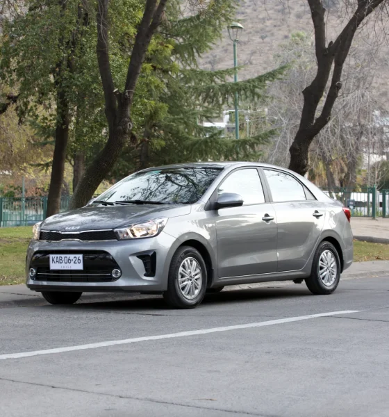 kia chile kia soluto at 1